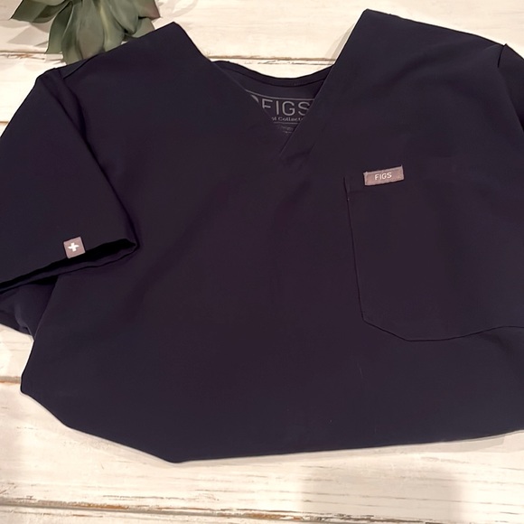 Figs Tops - Figs One Pocket Navy Blue Scrub Top/L